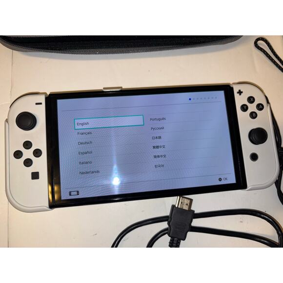 Nintendo switch oled bundle games Mario white - Picture 2 of 7